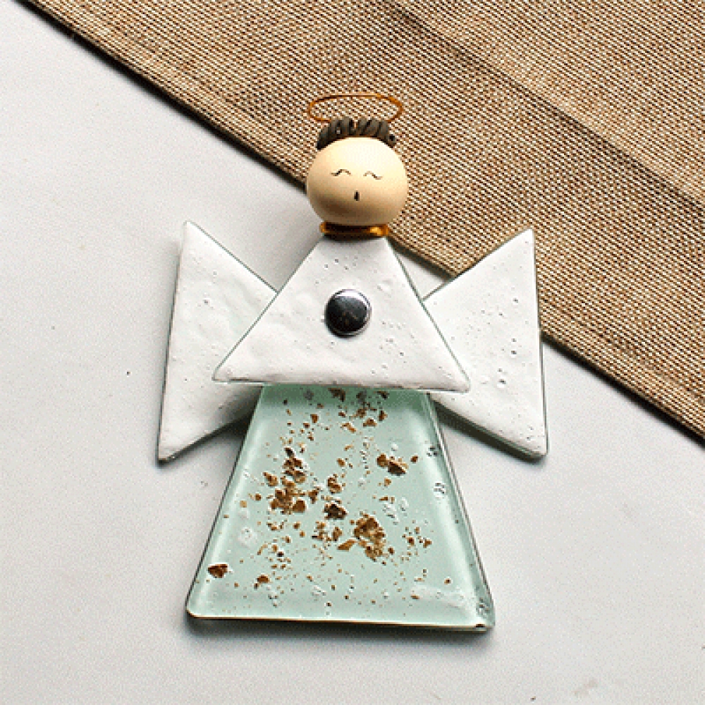 Angel chispa dorada