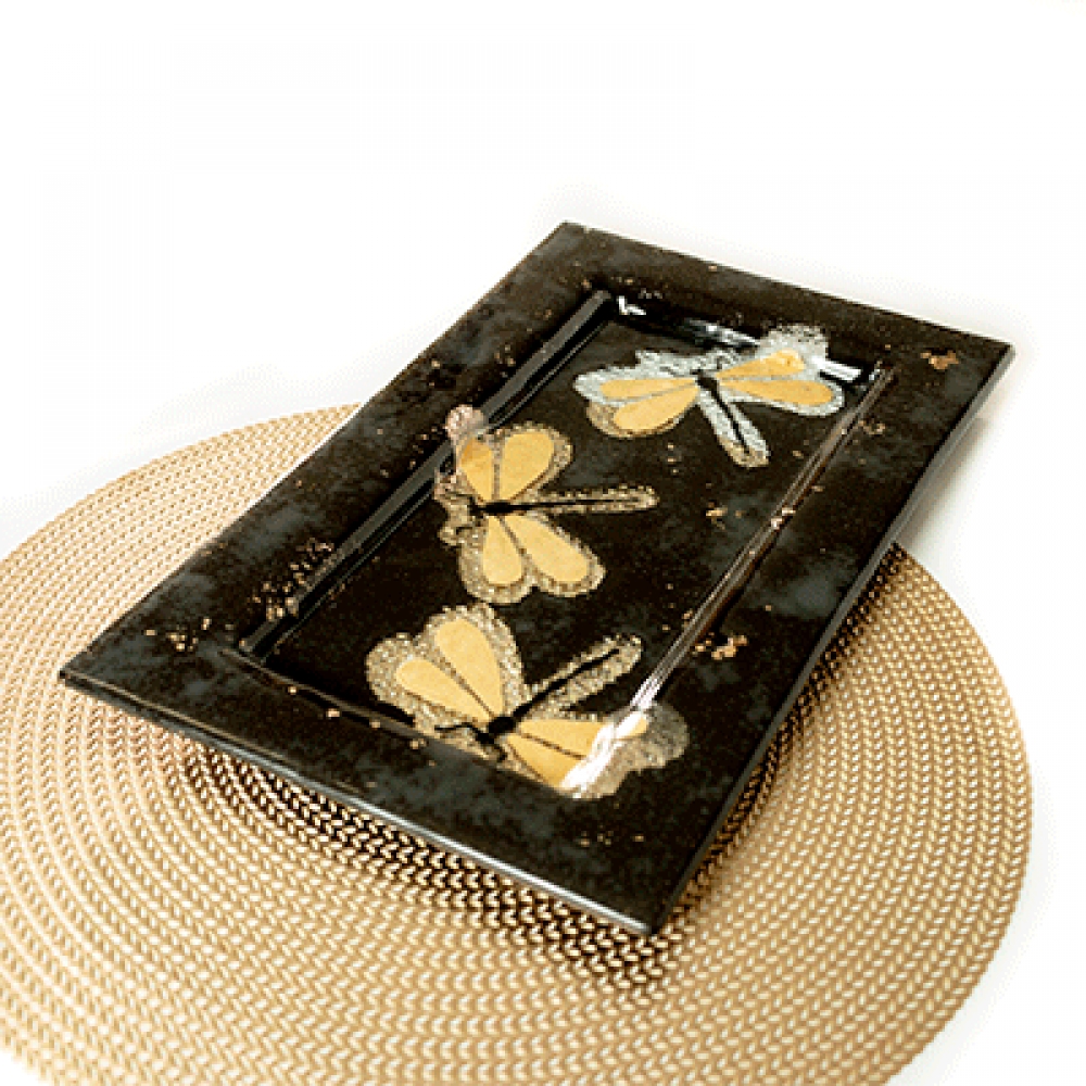 Fuente beta libélula dorada