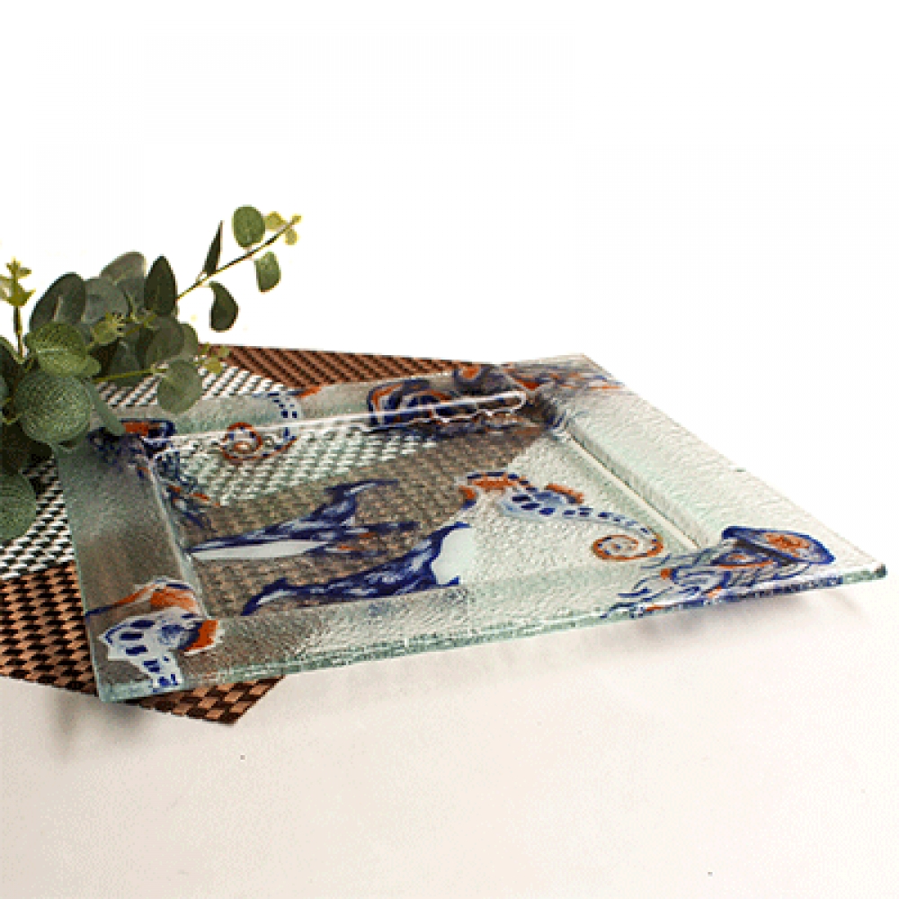 Plato cuadrado ballenas