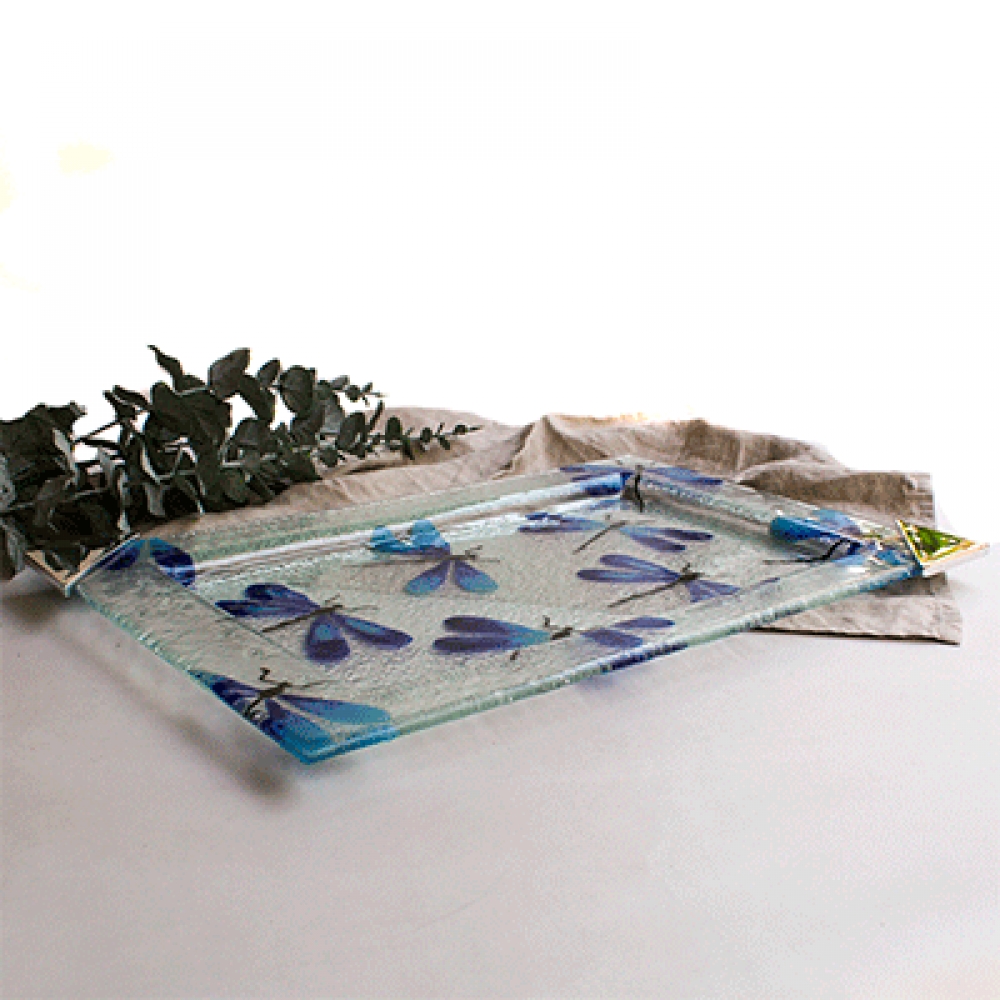 fuente alpha grande libélula azul