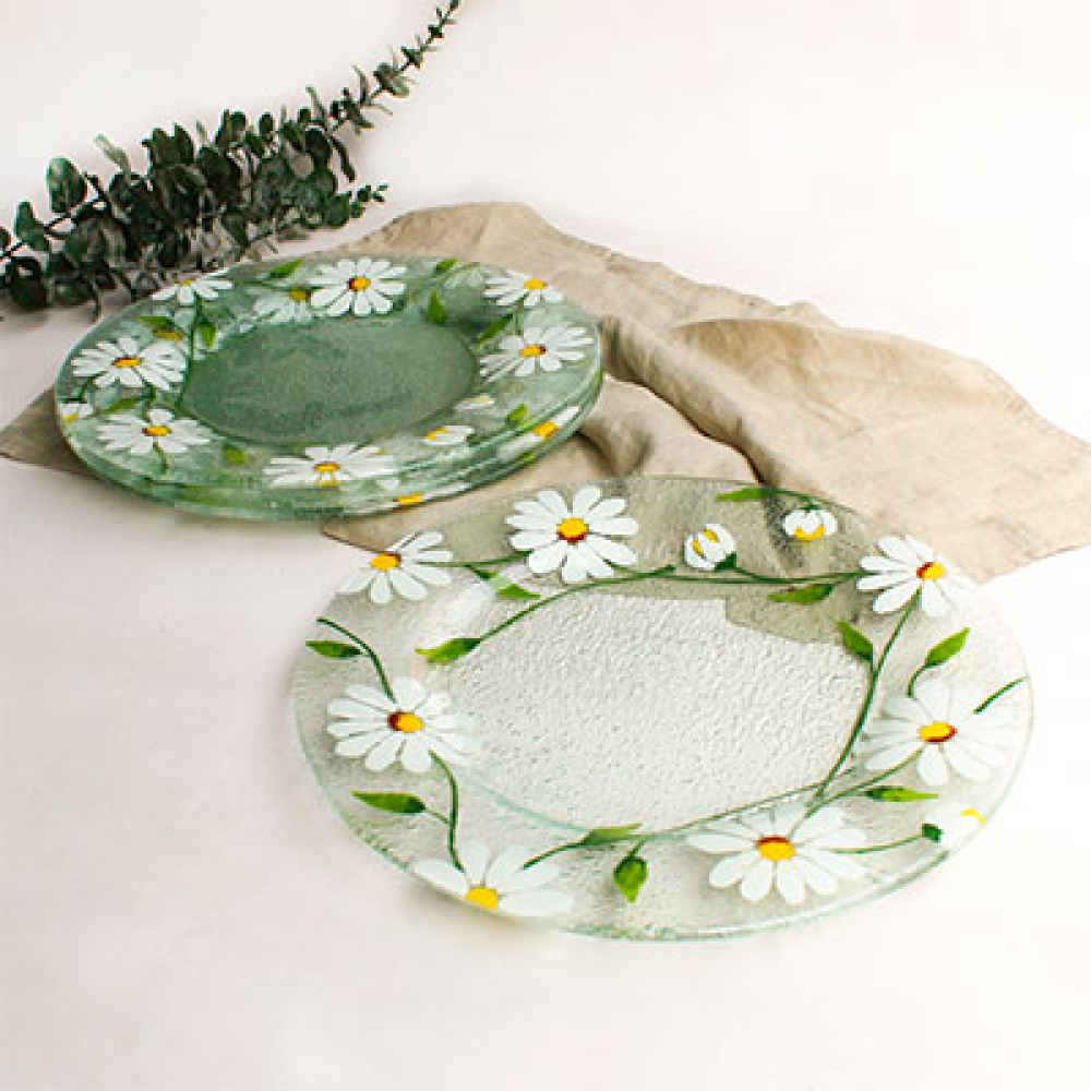 Set de 4 platos de sitio circulares margaritas