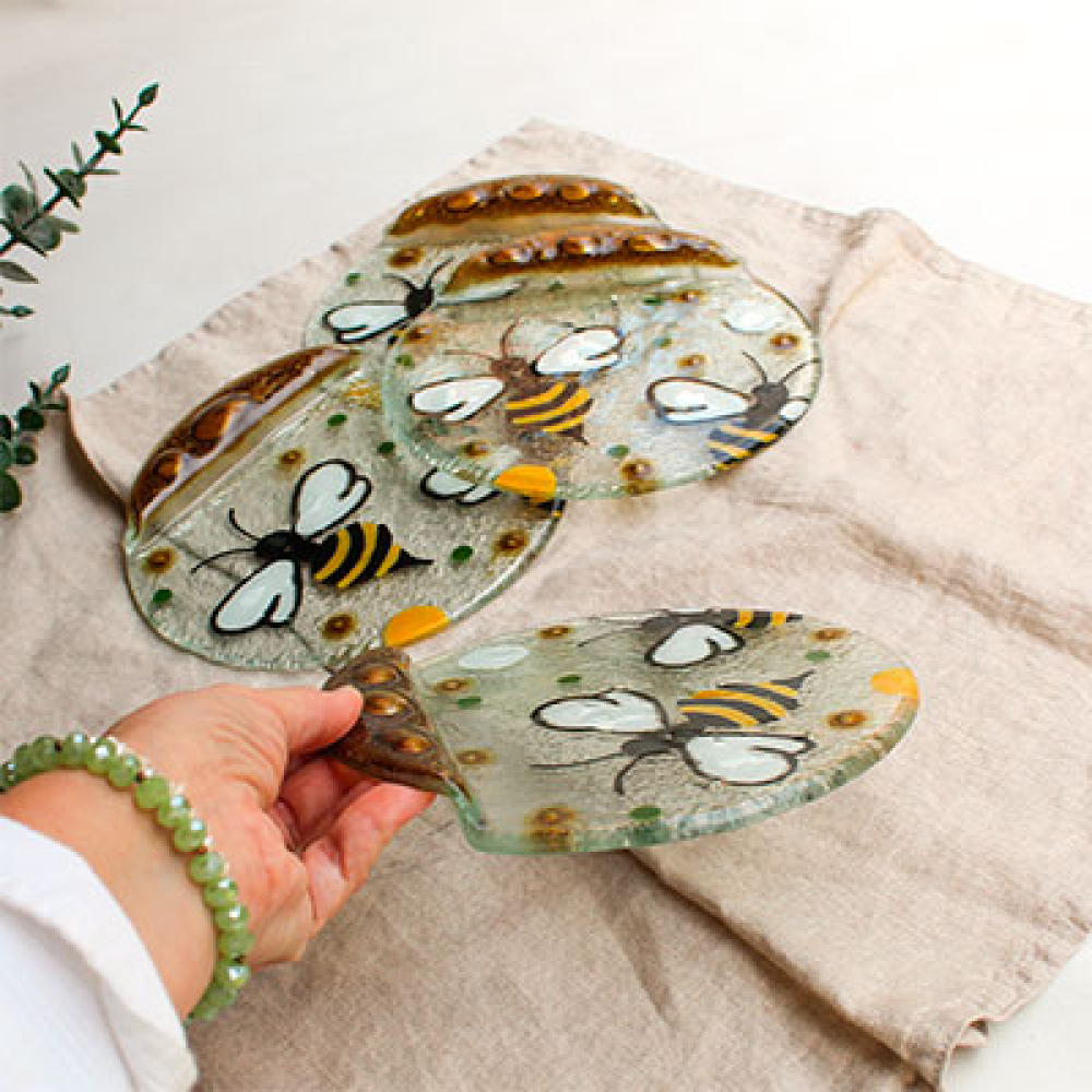 set de 4 platos para el pan abejas