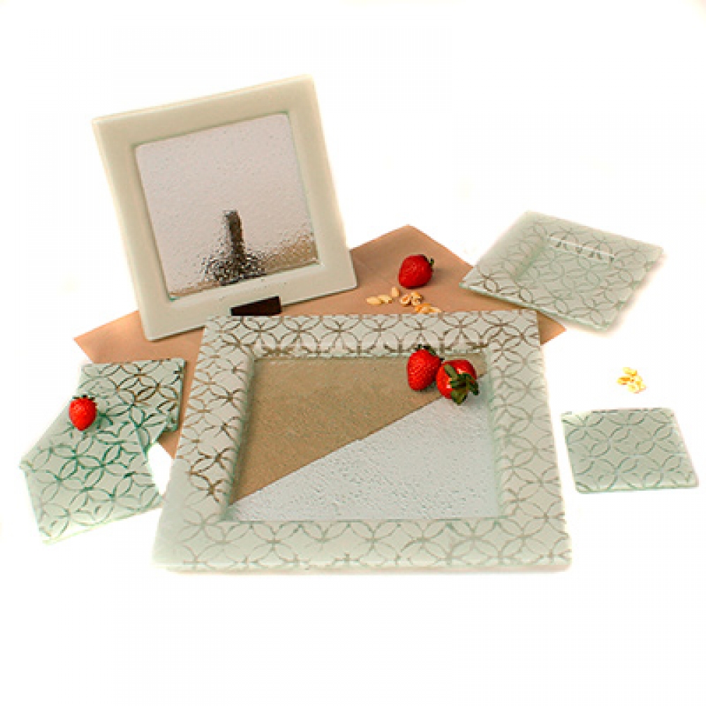 Plato para el pan celos&iacute;a