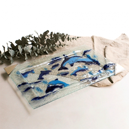 Fuente alpha grande delfines